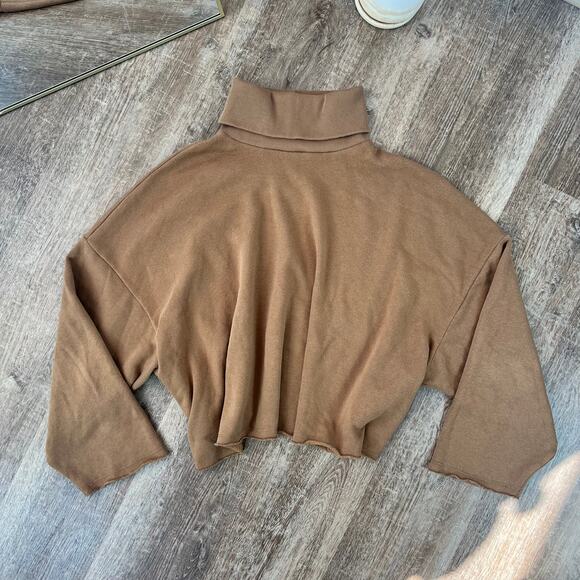 American Eagle Cropped Raw Hem Cowl Turtle Neck Slouchy Oversized Pullover - Picture 1 of 4